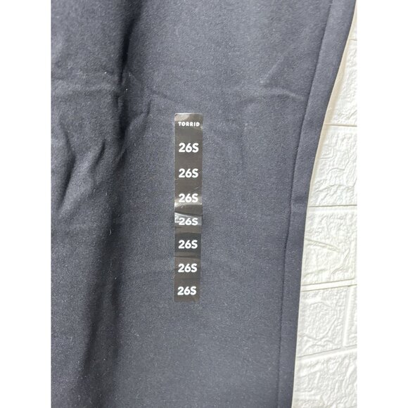 Studio By Torrid Signature Ponte Stretch Trouser Black Women Size 26S - Picture 2 of 8